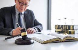 TRT/SP: Ato administrativo público contra servidor celetista deve ser julgado pela Justiça Comum